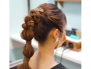 スティーロ(STEELO)の写真/【早朝や前日ヘアセットに】遠方での結婚式やイベントなどは、ヘアを可愛く仕上げて効率も気分もアゲて♪♪