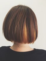 ファミリィ (PHAMILEE) 秋のおすすめ、さりげないインナーカラー