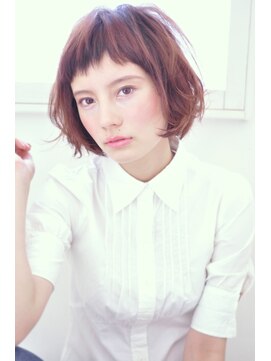 エルフォ(elfo) 【elfo】チェリーレッドで脱かわいい ナチュラルボブ