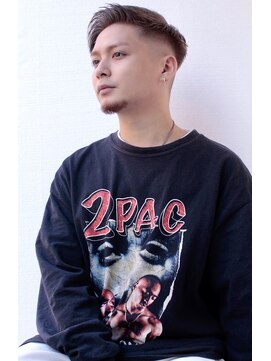 アイリーヘアデザイン(IRIE HAIR DESIGN) 【IRIE HAIR赤坂】フェード×ワイルドアップバング×束感カット