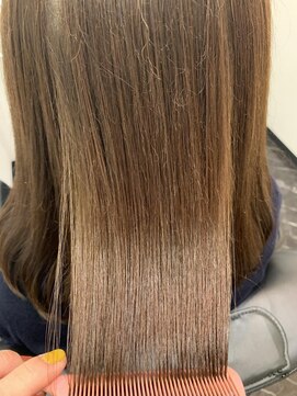 エスカーラ 表参道(THE ESCALA) 縮毛矯正×髪質改善トリートメント【タビラマユミ】