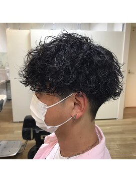 ルシードスタイルアートラッシュ(LUCIDO STYLE ARTRUSH) 波打ちパーマ