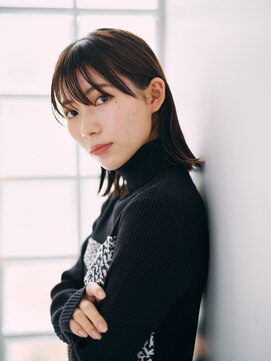 リィベ(Liibe) Liibe style #ウザバング#暗髪#外はね#艶髪