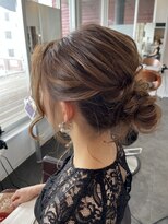 ヘアサロン フラット(Hair salon flat) ルーズシニョン