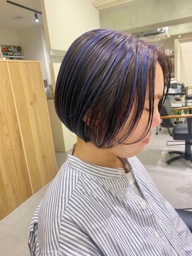フイ(HUI) 20代30代40代ストレートボブハイライト立体感ブリーチ透明感