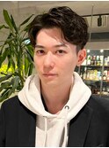 七三センターパートアップバング波巻スパイラルニュアンスパーマ