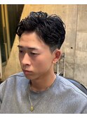 1339黒髪ツーブロック刈り上げフェードウェットスタイルバーバー