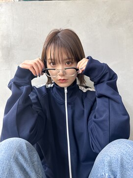 ネオリーブアイム 横浜西口店(Neolive aim) 切りっぱなしボブ タッセルボブ 伊達メガネ【横浜】k