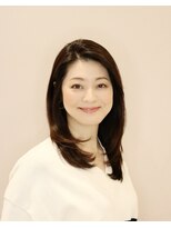 アンベリールフルー(EMBELLIR fleur)&nbsp;上品なシンプルレイヤー　３０代４０代５０代青山表参道原宿