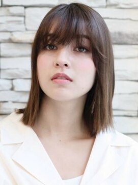 ルーツ(ROOTS) 艶髪ストレートロブヘア