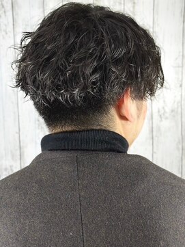 ヒロギンザプレミアムバーバースパ パレスホテル店(HIRO GINZA) ヒロ銀座/理容室/床屋/メンズカット/パーマ/メンズ特化