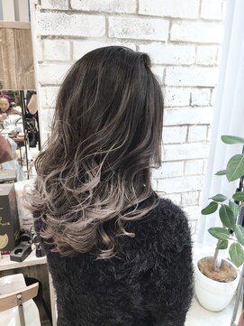 フェリア 渋谷(Feria) 【Feria 渋谷】ミルクティーバレイヤージュ☆渡邉悟