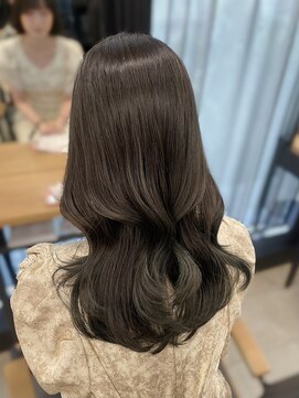 アリュウル 表参道(ALLURE) 赤み消し!オリーブグレージュカラー×レイヤーカット◯伊藤