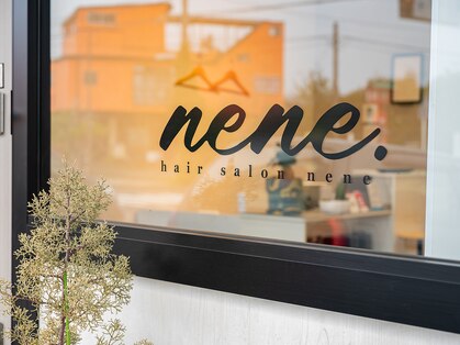 ネネ(nene.)の写真