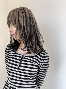 カットアンドトータルビューティ ヴァンキャトル(Cut&Total Beauty VINGT QUATRE) 【アンブレラカラー】ブラック×グレージュ