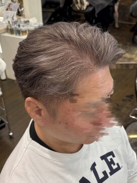 ディーボーイ 下通本店(D-BOY) 白髪ぼかし/メンズカラー/メンズ白髪カラー