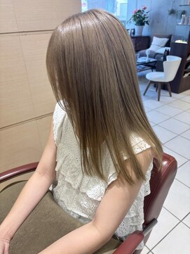 ソトエアンドマーブ 久喜店(SOTOE&marbb) ミルクティーベージュ/ベージュ/ハイトーンベージュ