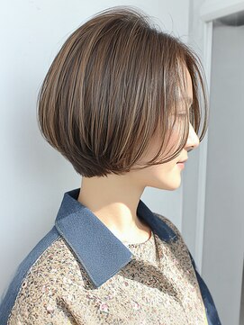 大人ショート ボブ 白髪染め ハイライト ブラウン 透明感 40代