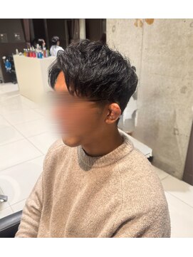 アヴァンスクロス あべのルシアス店(AVANCE. CROSS) MEN’S HAIR/サーフカール/刈り上げセンターパート/天王寺