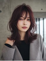 ノラ シブヤ(NORA)&nbsp;顔周りレイヤーカットミィディアム20代30代ハッシュカット