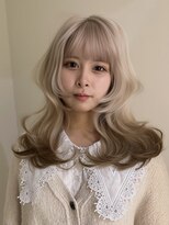 イェッカ パビル(YECCA pabil)&nbsp;ホワイトベージュからブラウンの裾カラー（ブリーチ2回～）