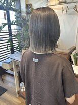 バンビ プライベート サロン(Bambi private salon)&nbsp;透け感グレージュハイライト