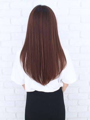 ダメージレスなナチュラルストレートヘアが叶う♪当店自慢のこだわりトリートメントで美髪へ☆