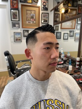 カムレイドフォーライフ(COMRADE 4 LIFE) hard part  ×pompadour  担当　西村