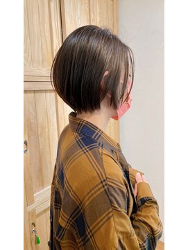 ヘアスペース リズム グリーン(Hair space Rizm green) 丸みシルエットショート 30代40代50代60代