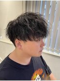 ソフトツイストスパイラル刈り上げおしゃれショートマッシュ