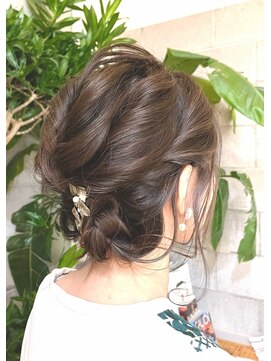 オルガ(orga) ゆるめアレンジへア