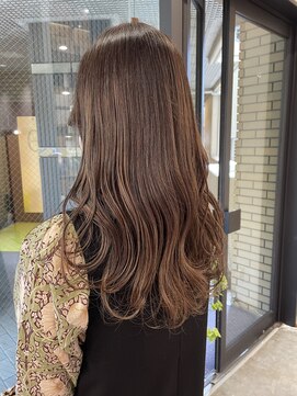 アールヘア ナチュラルアンドオーガニックサロン 大人ウェーブロング【オーガニックアッシュグレージュ】