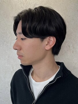 ビスクヘアデザイン(bisq hair design) メンズカット/メンズパーマ/センターパート/ニュアンスパーマ