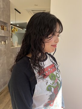 ヌイ(nui) [佐賀/パーマスタイル/ふわふわパーマ/ロングヘア]