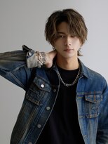 アクシー ヘアーアンドメイク(AXY HAIR&MAKE)&nbsp;波巻きパーマ/ハイライト/束感マッシュ/ブロンド/新宿