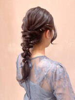 ガーデンヨコハマエスト(GARDEN YOKOHAMA est)&nbsp;お呼ばれヘア　編みおろし　金箔　ミディアム　ロング