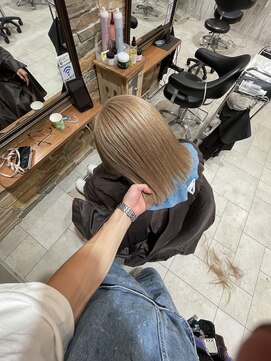 トリ 六甲道店(TORi) ミルクティーベージュ(六反)