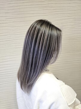 ヘアメイク アリエス 岩切店(HAIR MAKE aries) ホワイトシルバーバレイヤージュ 仙台 20代30代 似合わせカット