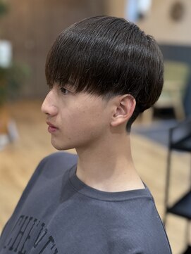 スカイ(SKY) ツイスパ/波巻き/眉毛/バーバー/ニュアンスパーマ/ブリーチ