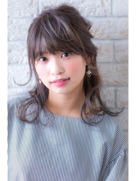 ヘアーアートシフォン 川口東口店(hair art chiffon) 帽子も似合うクラシカルと三つ編みの夏シニヨンセミディ