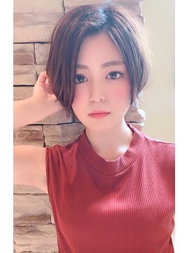 レウナ 外苑前(Reuna) 大人可愛い小顔ショート　大人可愛いニュアンスショートボブ