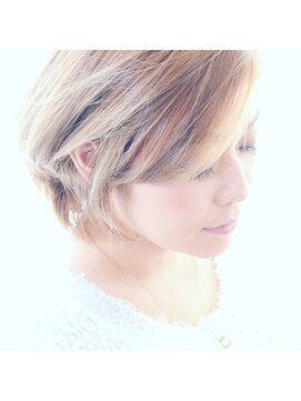 テラスグレース 横浜(TERRACE GRACE) 美しい形の大人っぽショート