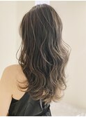 レイヤーロング×ブルーアッシュグレー×極細ハイライト10代20代