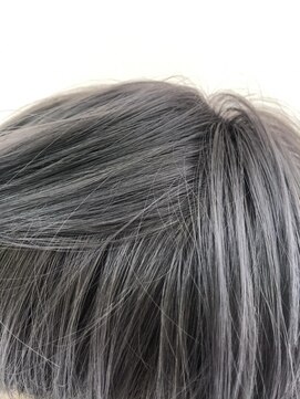 クレア 茅ヶ崎(CREA) 透明感グレー