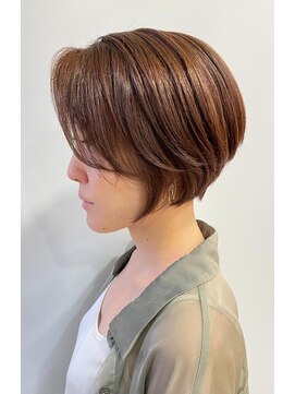 ハートボックス 四谷店(Heart box) 前下がりのボブスタイル