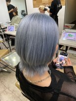 アジールヘア 所沢プロペ通り店(agir hair)&nbsp;ペールブルー×ウルフレイヤーカットデザインカラー夏所沢韓国