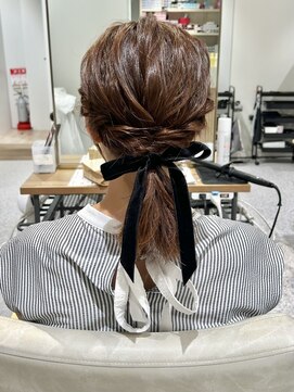 ゼストララ(ZEST Lara) リボンを使ったイベントヘアセット!【吉祥寺】