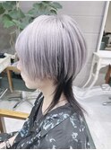 ブリーチデザインツートンカラー　ウルフカット　DAYS原宿