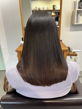 アンクル(ancre) 艶髪ストレート×ミディアム×ブラウン×髪質改善【広島】