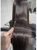 質感アップグレーベージュストレートレイヤーロング黒髪☆古尾